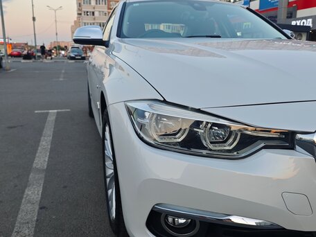 2016 BMW 3 серии 318i VI (F3x) Рестайлинг, белый, 1850000 рублей, вид 4