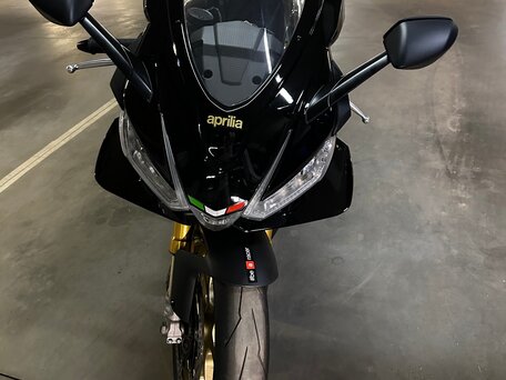 2022 Aprilia RSV4, чёрный, 2400000 рублей, вид 3
