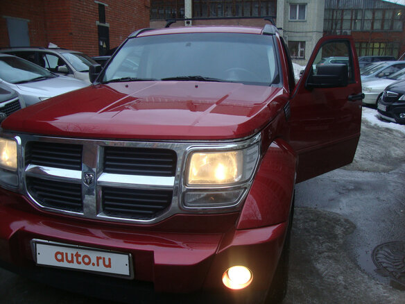 2007 Dodge Nitro, красный - вид 7