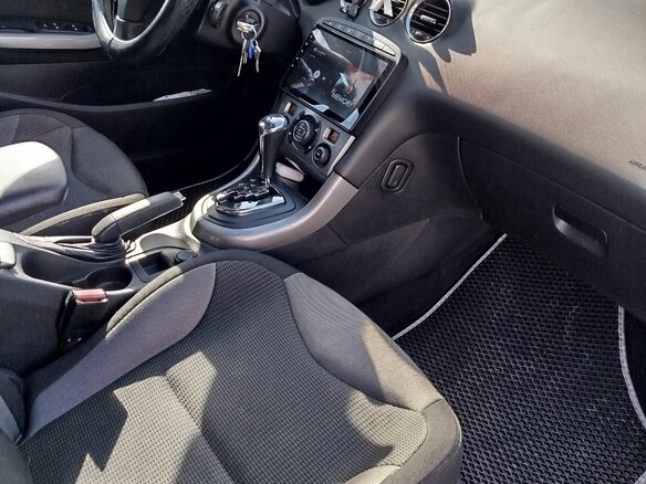 2010 Peugeot 308 I, белый, 530000 рублей - вид 7