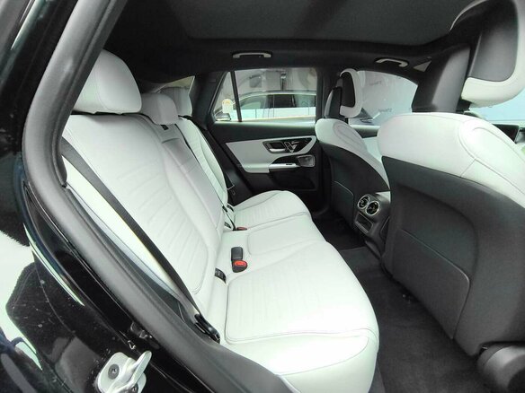 2026 Mercedes-Benz GLC 300 II (X254), чёрный - вид 8