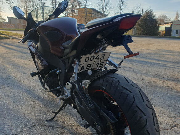 2009 Honda CBR 1000 RR/RA Fireblade, красный, 880000 рублей - вид 3