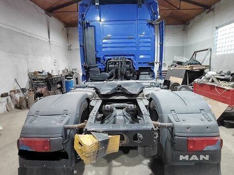 2008 MAN TGX, синий, 3650000 рублей, вид 2