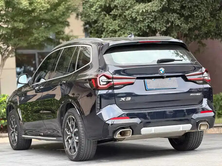 2023 BMW X3 25i xDrive III (G01) Рестайлинг, чёрный, 4740999 рублей, вид 4