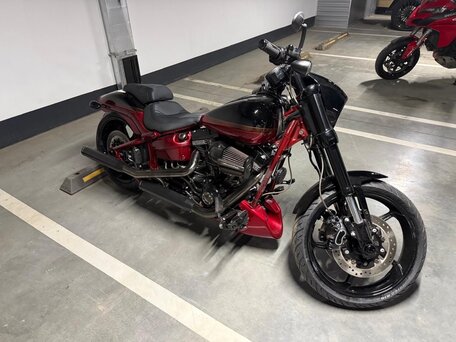 2017 Harley-Davidson CVO Pro Street Breakout, красный, 2900000 рублей, вид 2