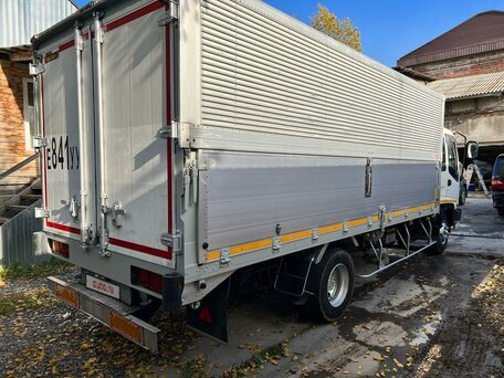 2001 Isuzu Forward (F-Series), белый, 3500000 рублей, вид 2