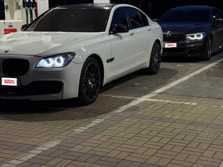 2009 BMW 7 серии 730d V (F01/F02/F04), белый, 2000000 рублей, вид 1