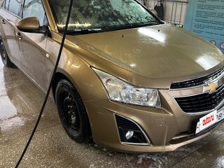 2013 Chevrolet Cruze I Рестайлинг, бежевый, 900000 рублей, вид 1