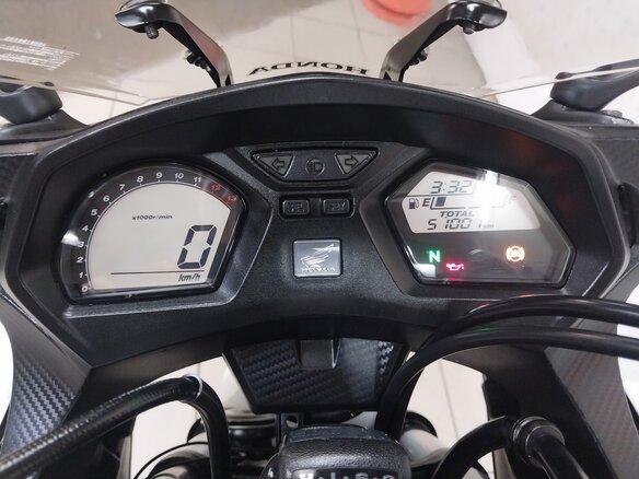 2014 Honda CBR 650F, белый, 620000 рублей - вид 4