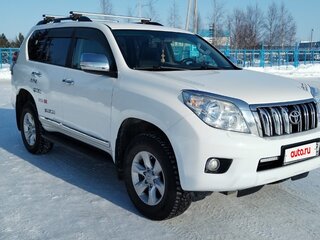 2012 Toyota Land Cruiser Prado 150 Series, белый, 3500000 рублей, вид 2