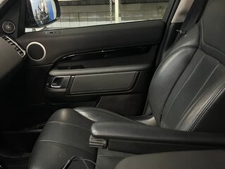 2017 Land Rover Discovery V, чёрный, 3450000 рублей, вид 3