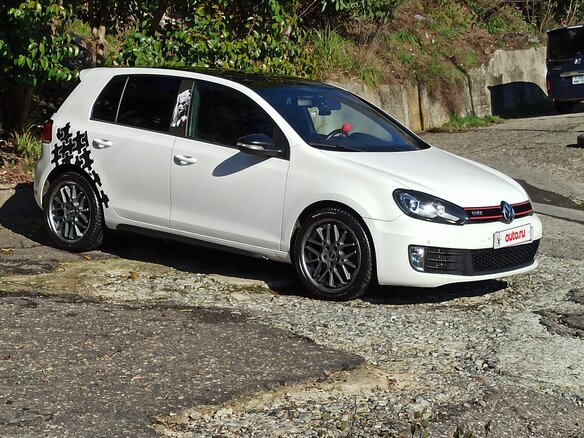 2011 Volkswagen Golf GTI VI, белый, 1230000 рублей - вид 23