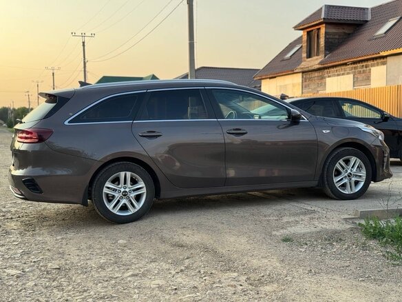 2019 Kia Ceed III, серый, 1700000 рублей - вид 5