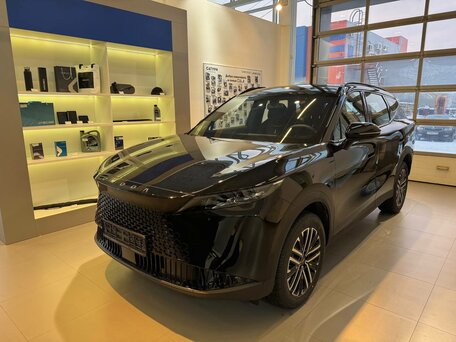 Omoda C7