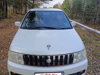 2003 Nissan Bassara, белый, 800000 рублей, вид 1
