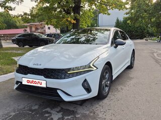 2022 Kia K5 III, белый, 1700000 рублей, вид 2