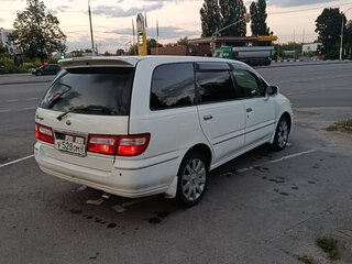 2000 Nissan Presage I, белый, 395000 рублей, вид 4