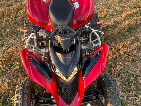 2012 Honda TRX 700, красный, 1499999 рублей, вид 5