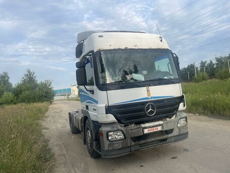 2004 Mercedes-Benz Actros, белый, 1850000 рублей, вид 1