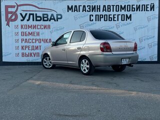 2001 Toyota Platz, розовый, 495000 рублей, вид 4
