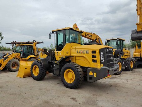 2025 LGCE L935H, жёлтый, 5900000 рублей, вид 3
