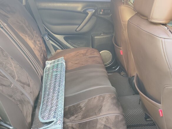 2004 Toyota RAV4 II (XA20) Рестайлинг, зелёный - вид 26