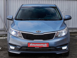 2015 Kia Rio 6-speed III, голубой, 860000 рублей, вид 2