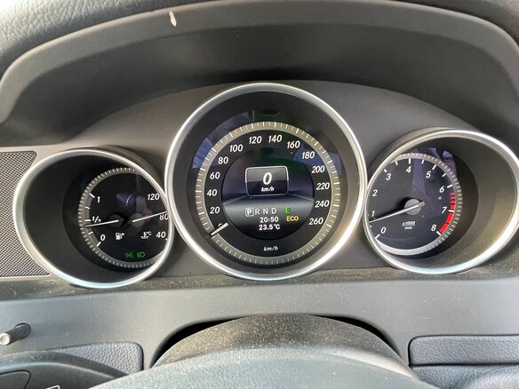 2013 Mercedes-Benz C-Класс 180 BlueEFFICIENCY III (W204) Рестайлинг, белый, 1570000 рублей - вид 10