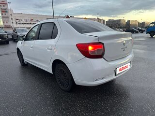 2017 Renault Logan II, белый, 350000 рублей, вид 3