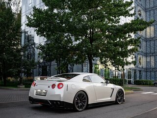2012 Nissan GT-R I Рестайлинг 1, белый, 5500000 рублей, вид 3