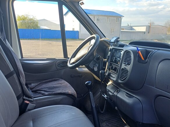2006 Ford Transit, белый, 1100000 рублей - вид 1