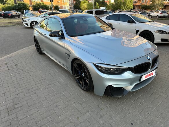 2017 BMW M4 F82/F83 Рестайлинг, серебристый, 6000000 рублей - вид 2
