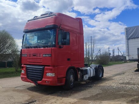 2002 DAF XF 95, красный, 2300000 рублей, вид 3