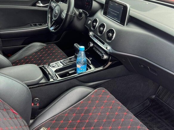 2019 Kia Stinger I, красный, 2100000 рублей - вид 8