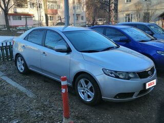 2012 Kia Cerato 6-speed II, серебристый, 745000 рублей, вид 3