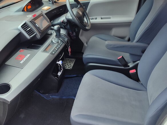 2008 Honda Freed I, белый, 1150000 рублей - вид 3