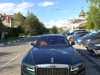 2021 Rolls-Royce Ghost Extended II (Series I), зелёный, 40000000 рублей, вид 4