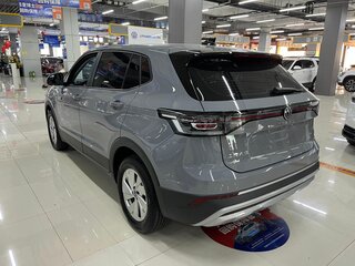 2026 Volkswagen Tharu XR, серый, 1860000 рублей, вид 4