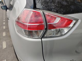 2015 Nissan X-Trail III, серебристый, 1300000 рублей, вид 5