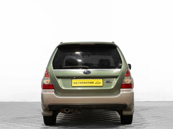 2005 Subaru Forester II Рестайлинг, зелёный - вид 4