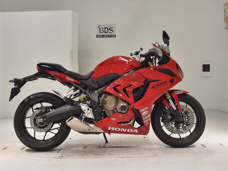 2020 Honda CB 650R, красный, 850000 рублей, вид 1