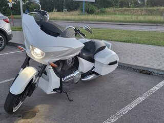 Victory Magnum