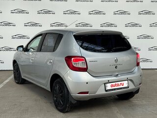 2015 Renault Sandero II, серебристый, 599000 рублей, вид 4