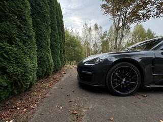 2018 Porsche Panamera 4 Sport Turismo II, серый, 6500000 рублей, вид 2