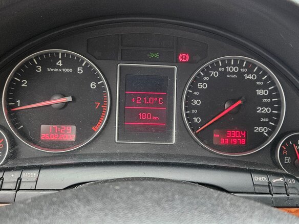 2002 Audi A4 II (B6), чёрный, 530000 рублей - вид 8