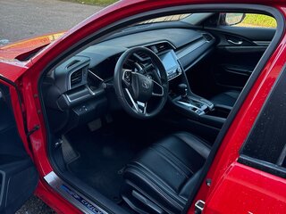 2021 Honda Civic X Рестайлинг, красный, 1700000 рублей, вид 5