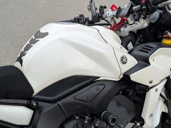 2012 Yamaha FZ1, белый - вид 9