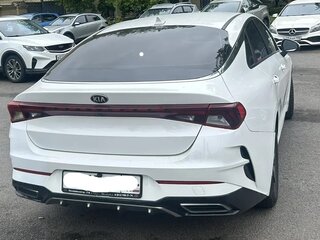 2021 Kia K5 III, белый, 1330000 рублей, вид 4
