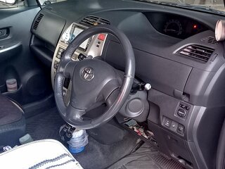 2008 Toyota Ractis I, серебристый, 750000 рублей, вид 4