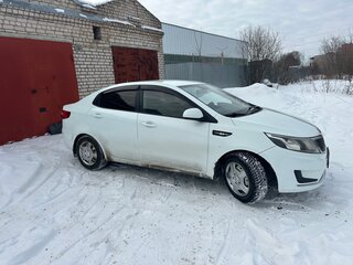 2013 Kia Rio III, белый, 670000 рублей, вид 2
